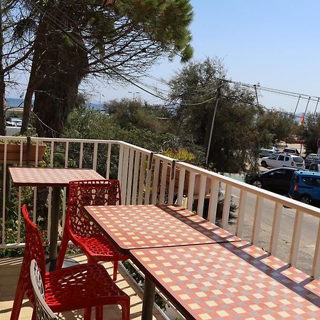 Appart Hyeres-Presqu'Ile De Giens-La Capte ภายนอก รูปภาพ